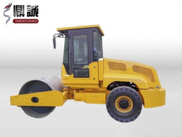 點(diǎn)擊查看詳細(xì)信息<br>標(biāo)題：6噸單鋼輪振動(dòng)壓路機(jī) 閱讀次數(shù)：13720