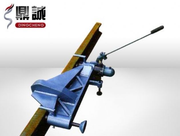 點擊查看詳細信息<br>標(biāo)題：水平液壓彎軌機 閱讀次數(shù)：5110