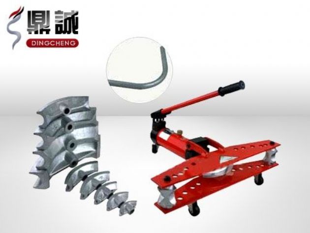 點擊查看詳細信息<br>標題：手動液壓彎管機 閱讀次數(shù)：4900